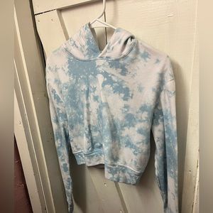 Tie-Dye Crop Sweatshirt
